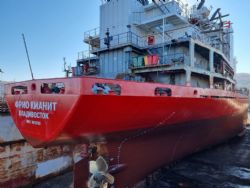 «ФРИО КИАНИТ» СПУЩЕН НА ВОДУ